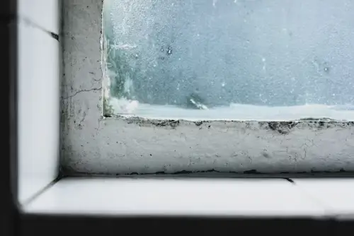 How to remove paint from glass windows professionally
